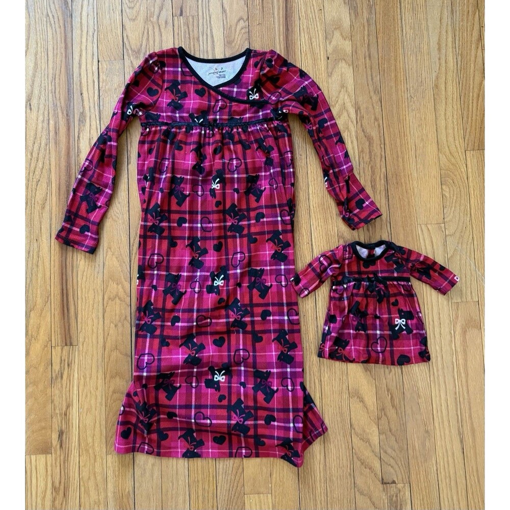 Girls Flannel Scottie dog Nightgown Size 7 Matching Doll nightgown